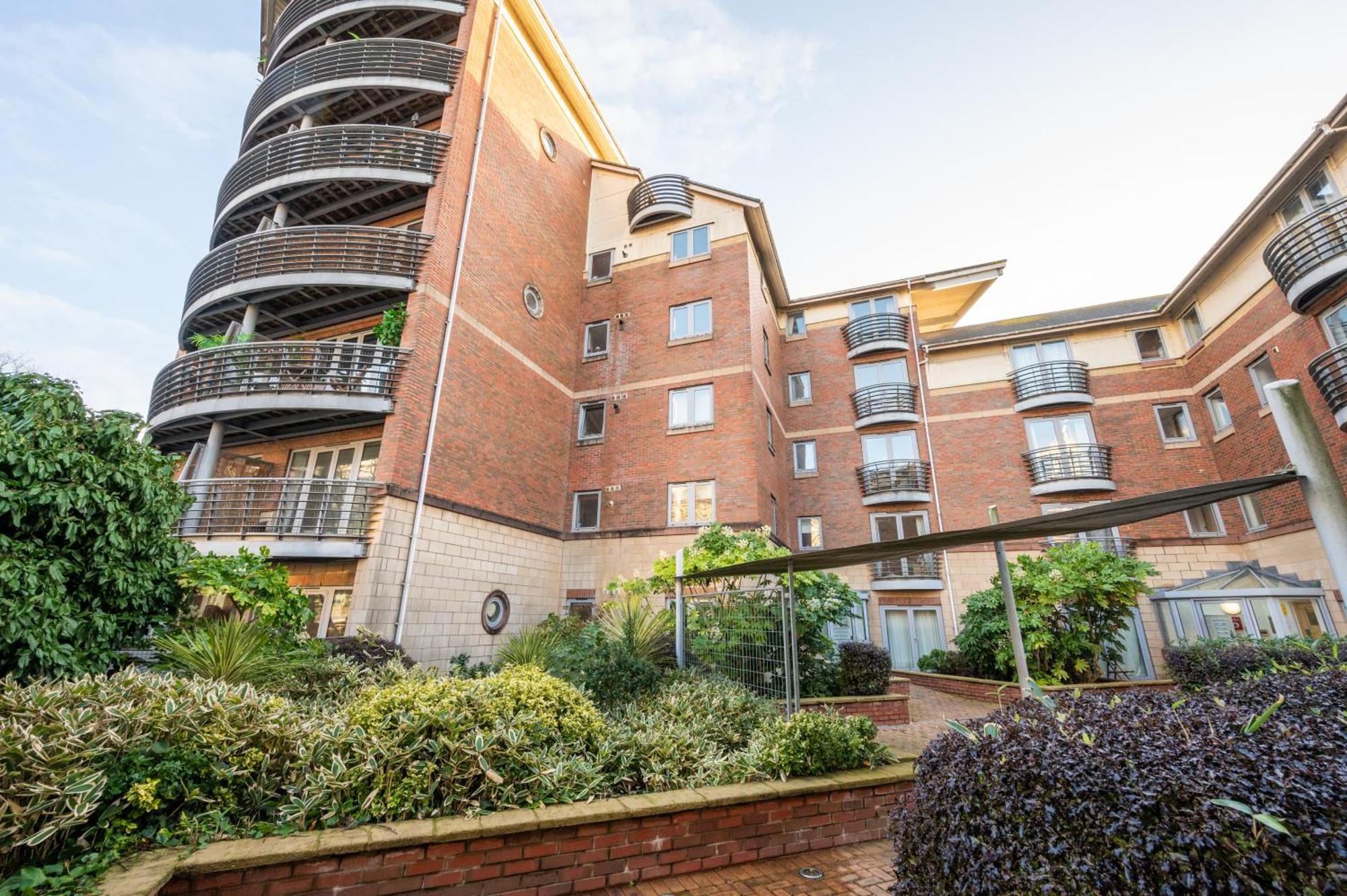 Millennium View By Ty Sa Apartment Cardiff Exterior foto